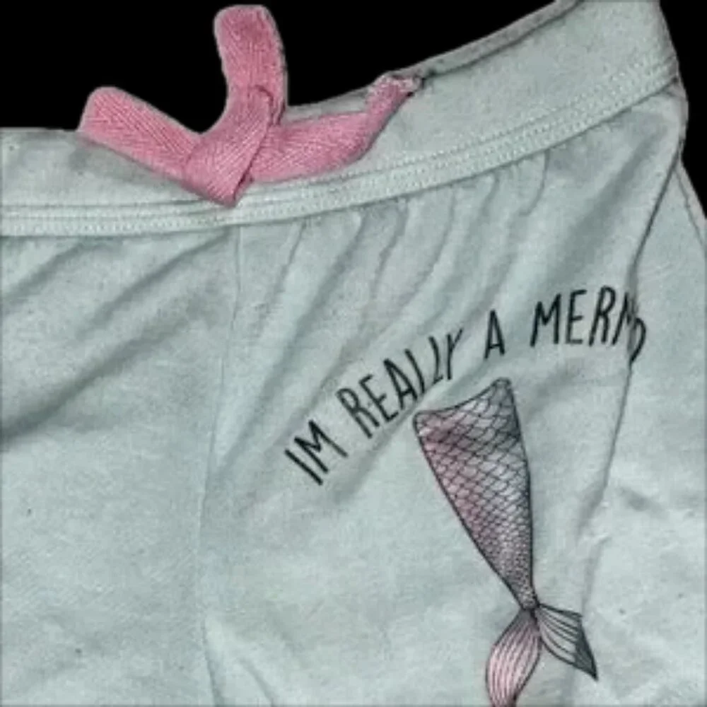 I'm really a mermaid gently loved girls 5y shorts perfect for summertime fun - Picture 3 of 6